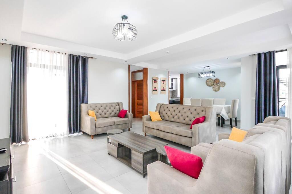 Ultra Modern Apartment In Nyarutarama Kigali Kültér fotó