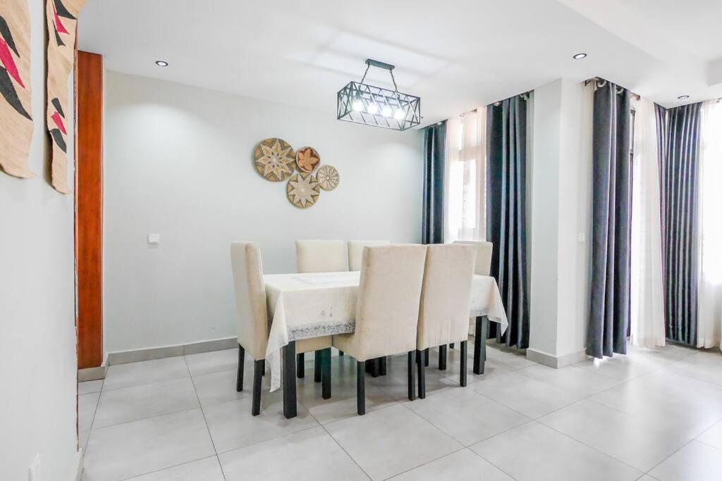 Ultra Modern Apartment In Nyarutarama Kigali Kültér fotó