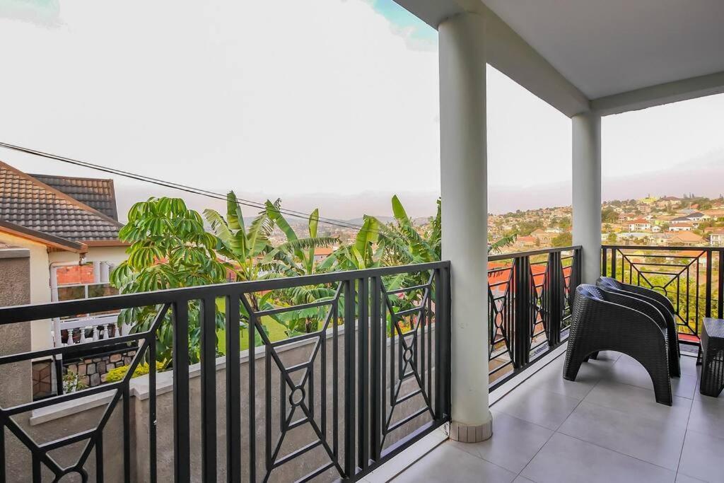 Ultra Modern Apartment In Nyarutarama Kigali Kültér fotó