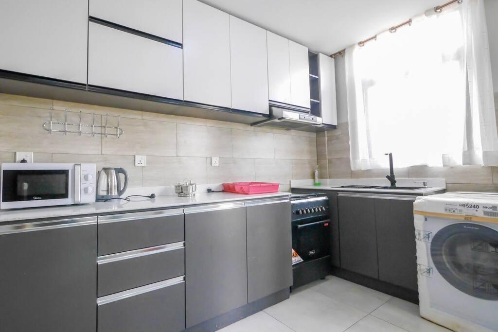 Ultra Modern Apartment In Nyarutarama Kigali Kültér fotó